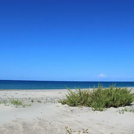 Villa With Exit To Sand Beach Lascari