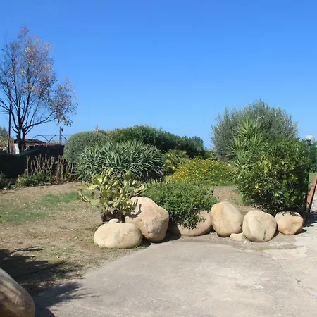 Villa With Exit To Sand Beach Lascari